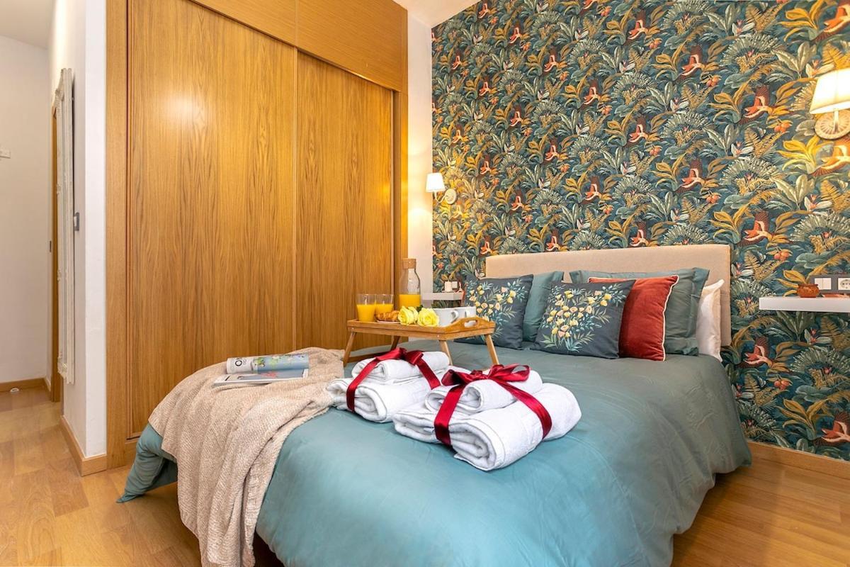 -Malagasunapts- Central Freeparking Rooftoppool Dış mekan fotoğraf