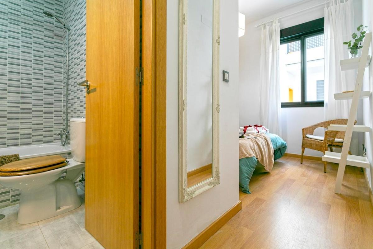 -Malagasunapts- Central Freeparking Rooftoppool Dış mekan fotoğraf