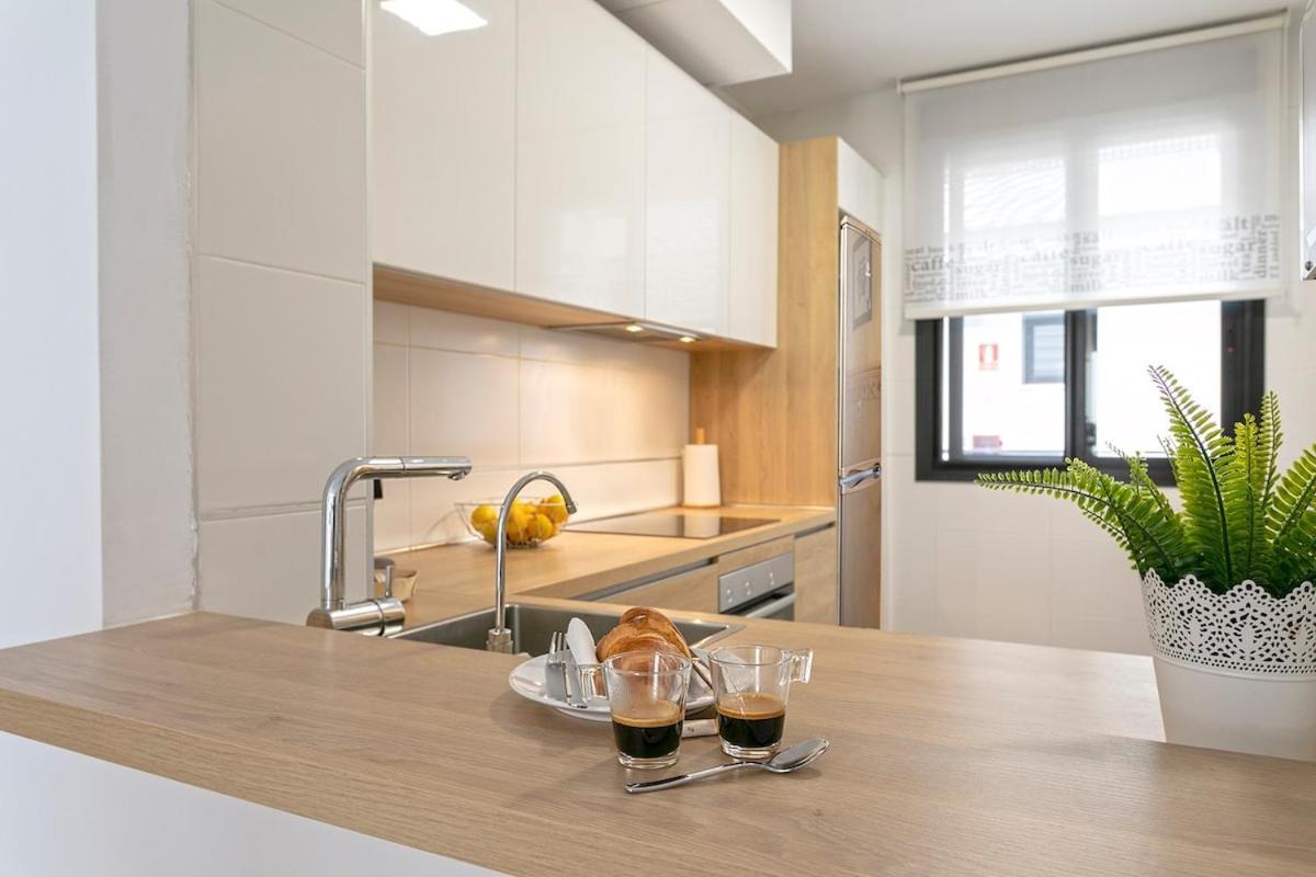-Malagasunapts- Central Freeparking Rooftoppool Dış mekan fotoğraf
